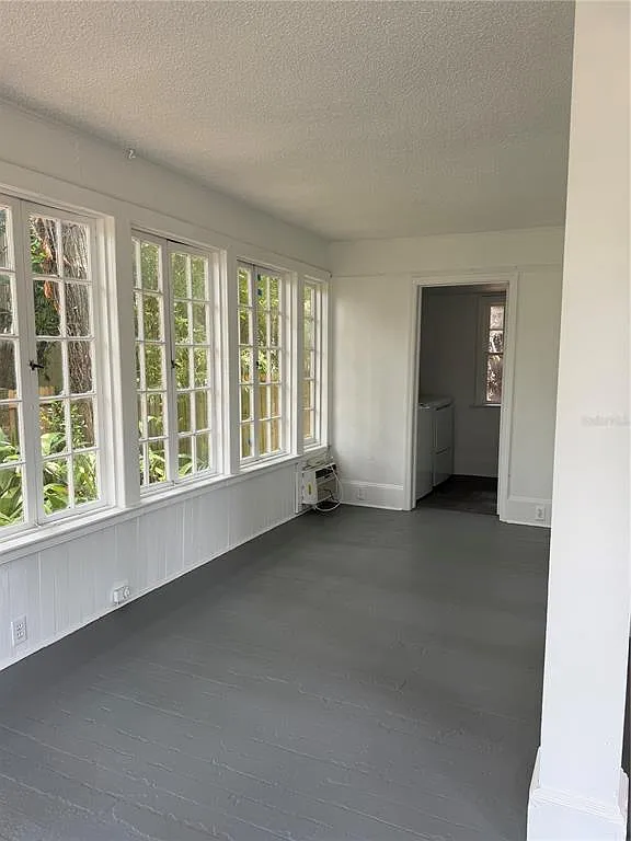 Building Photo - 522 S Osceola Ave #1