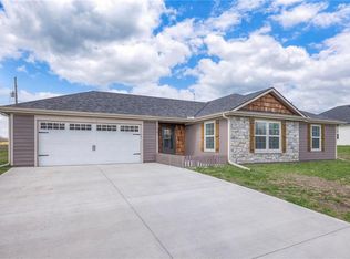 418 Wisteria Ln, Drexel, MO 64742