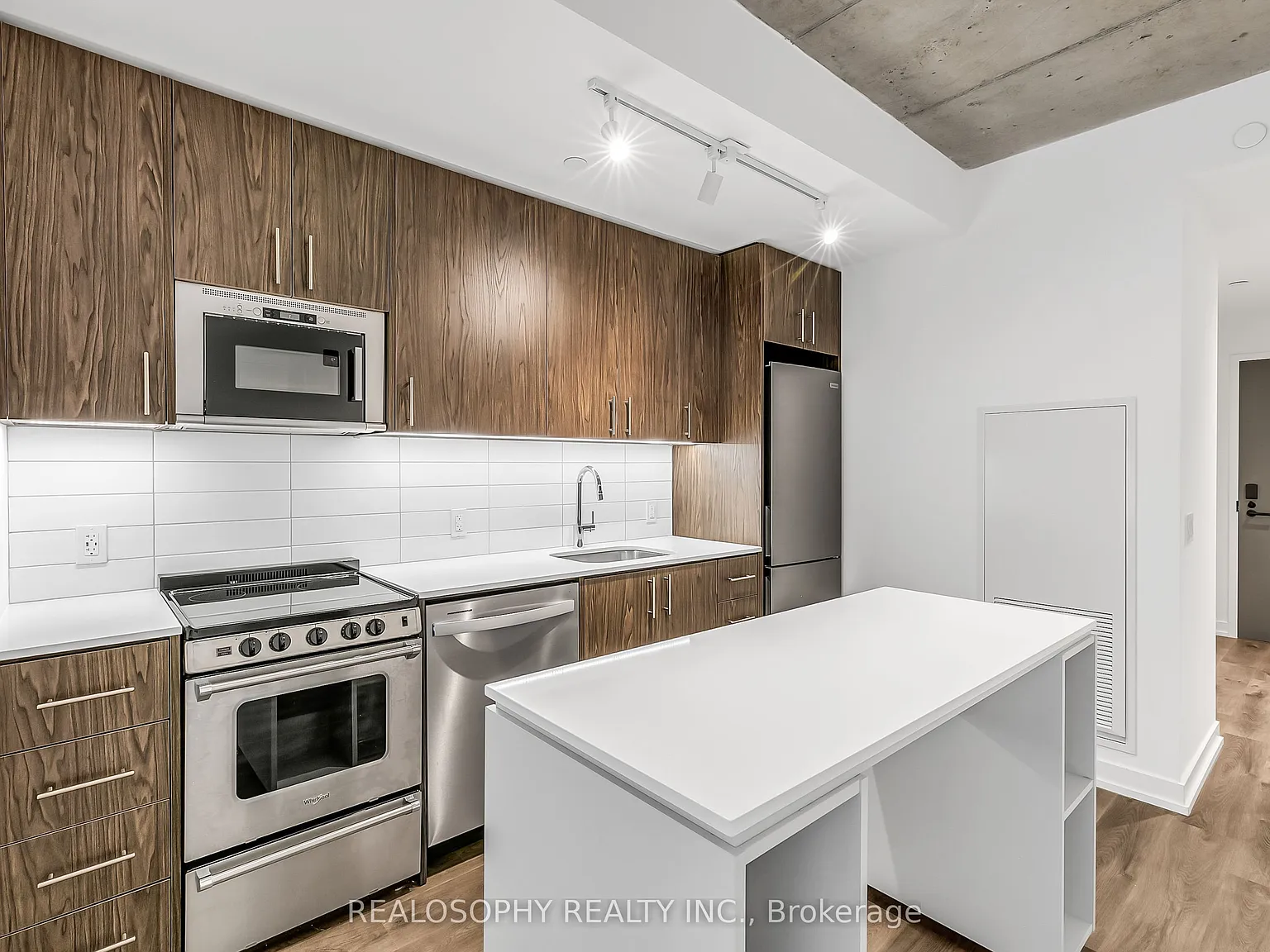 Studio, $1,895 — Photo 2