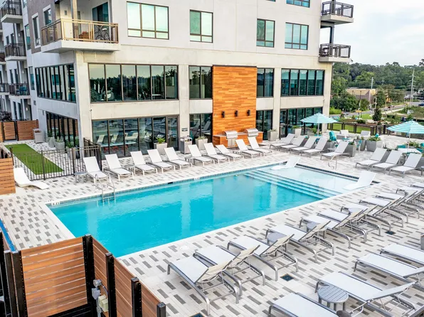 Millstream at Cascades