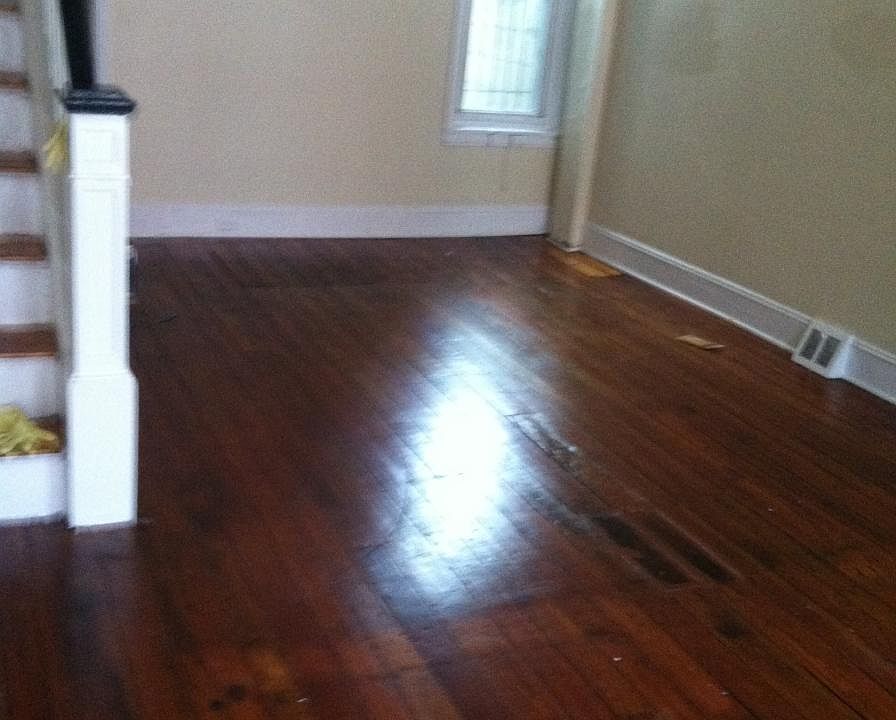 living room/dining room