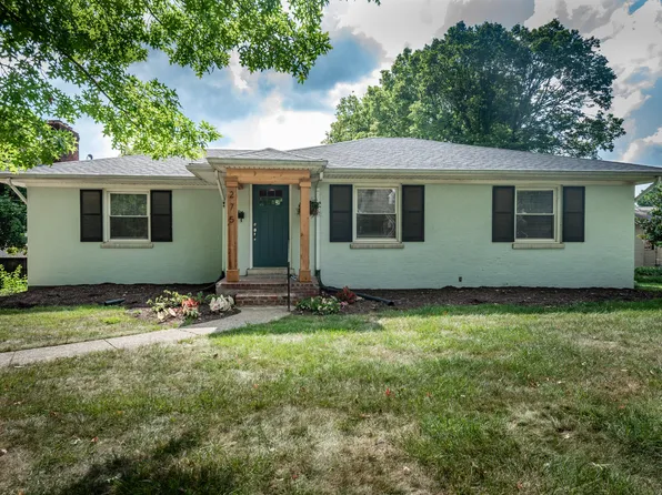 275 Amsden Ave, Versailles, KY 40383