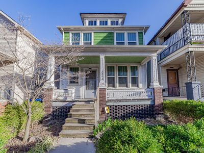 2294 Wyandotte St, Hamtramck, MI, 48212