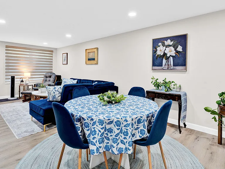 Heathmore Villas Apartments — Photo 40