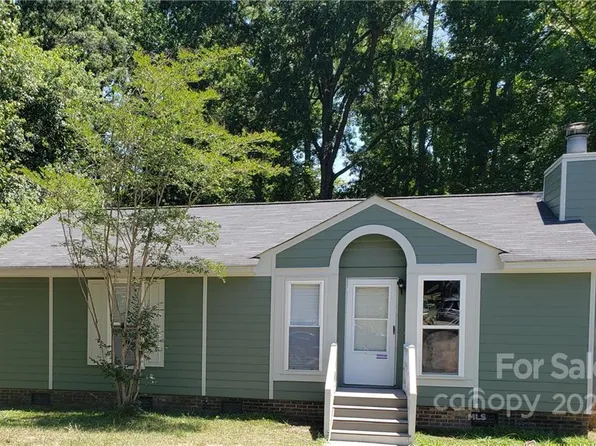 8226 Terra Linda Ln, Charlotte, NC 28215