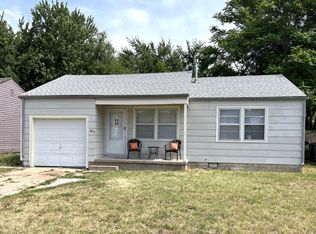 1562 N Battin Ave, Wichita, KS 67208