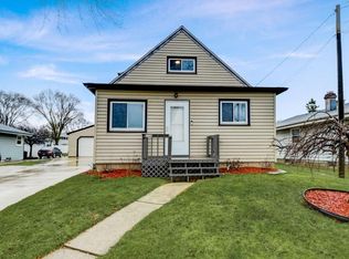 5338 S 9th St, Milwaukee, WI 53221