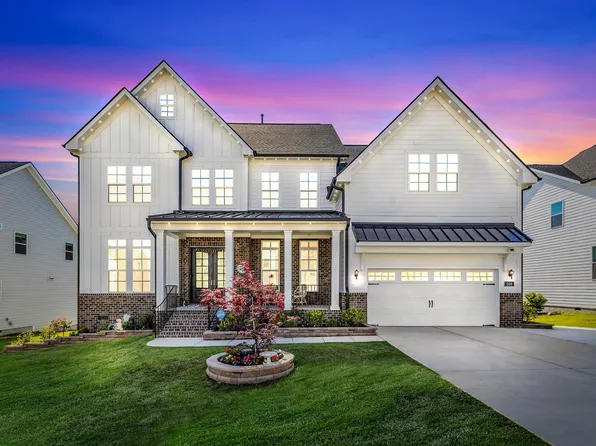 508 White Oak Branch Ln, Apex, NC 27523