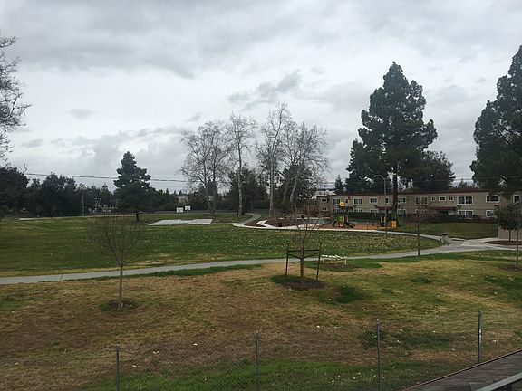 3rd image of 2550 Alhambra Dr