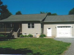 225 Lakeview Dr, Mineral, VA 23117