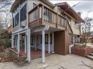 8306 Rosette Ln, Hyattsville, MD 20783