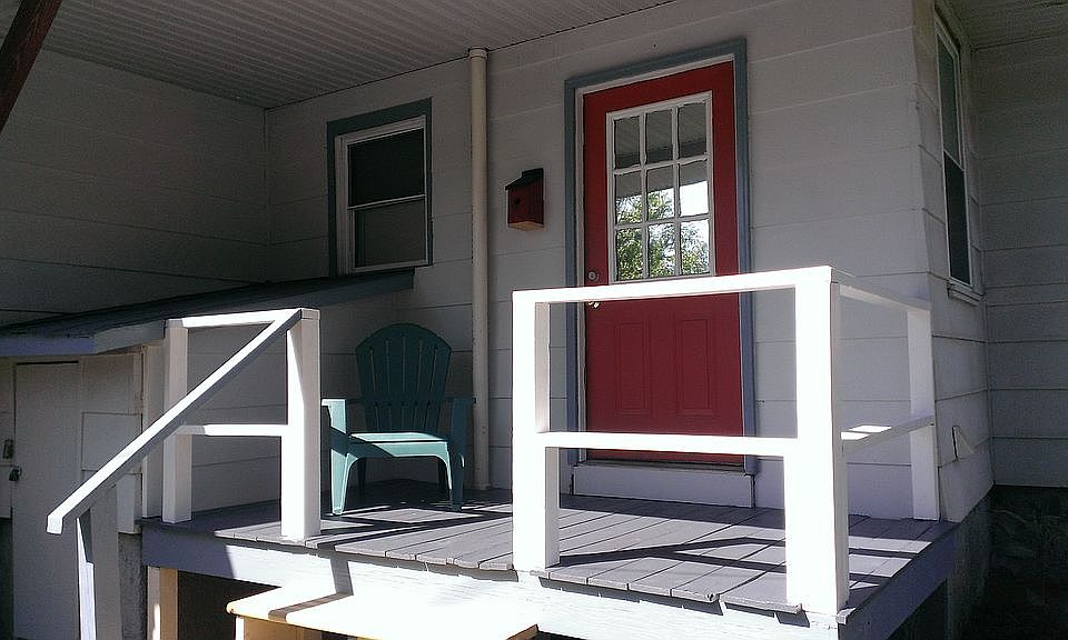 Exterior Duplex in Rear