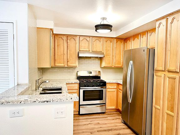Beautiful granite countertops. New appliances.