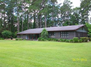 1093 Day Lily Farm Rd, Nashville, GA 31639