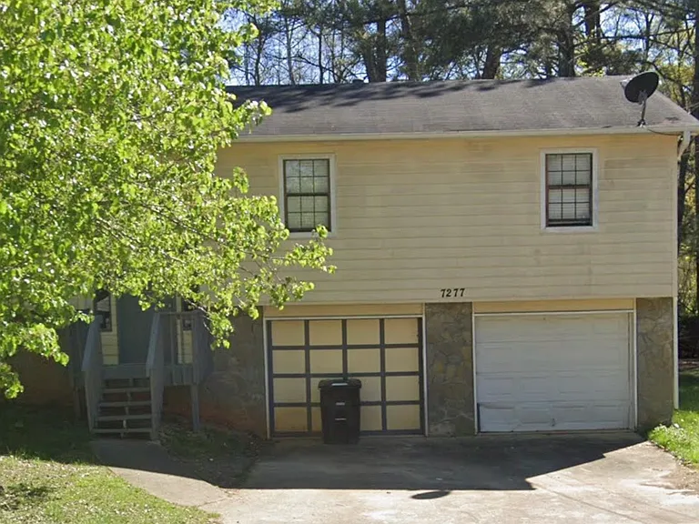 7277 Woodcreek Way — Photo 1