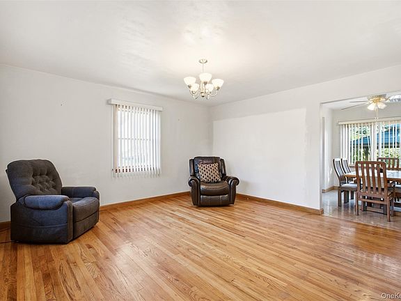 3rd image of 2093 Bergen Street