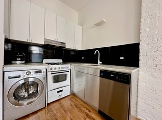 410 W 36th St FL 5RE, New York, NY 10018