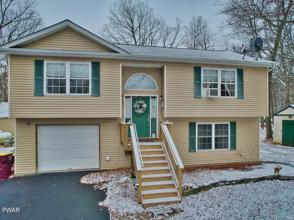 135 N Forrest Dr, Milford, PA 18337
