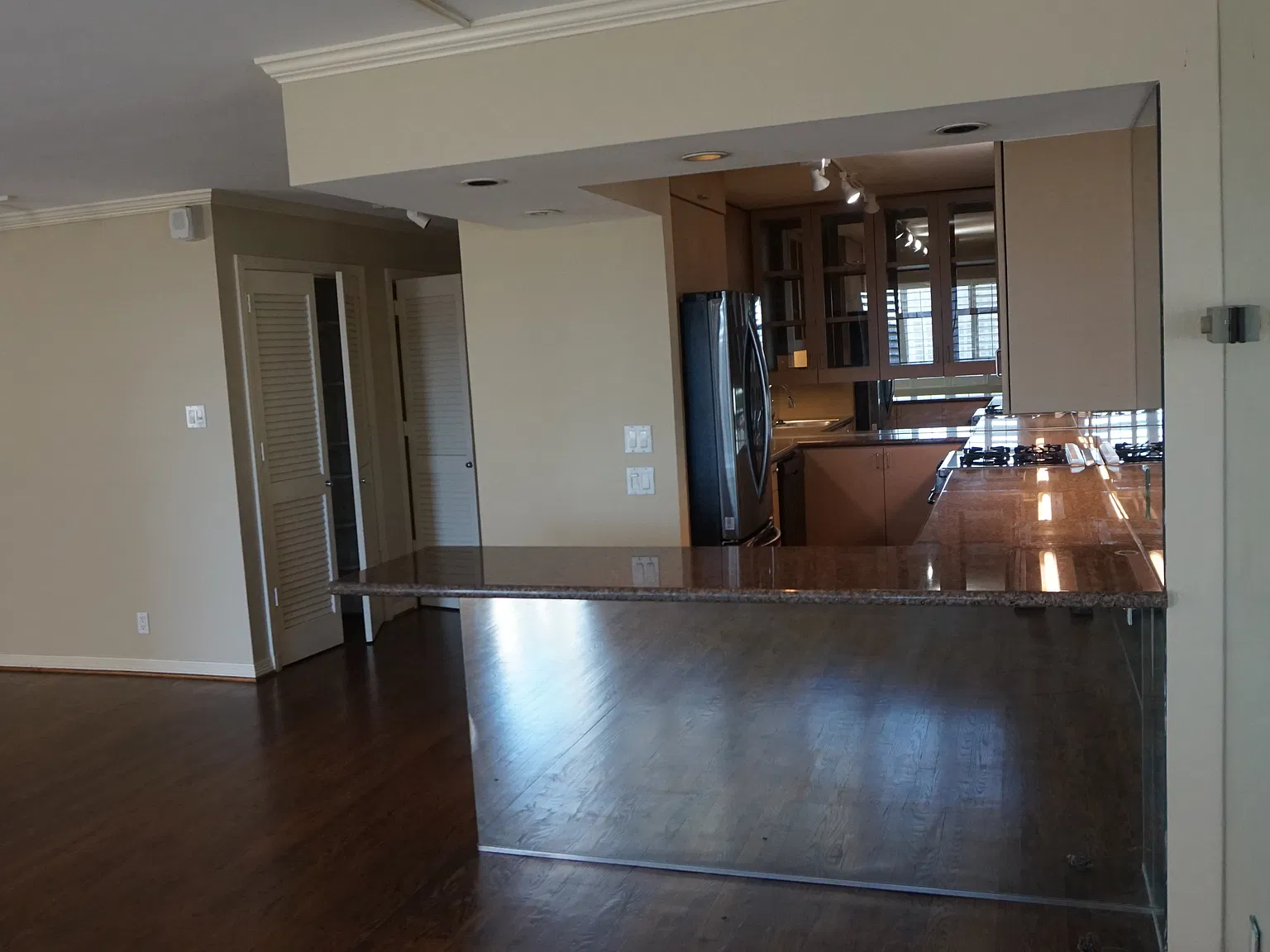 3883 Turtle Creek Blvd — Photo 2