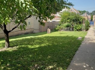 3322 S Carpenter St, Chicago, IL 60608