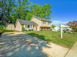 936 Marine Dr, Annapolis, MD 21409