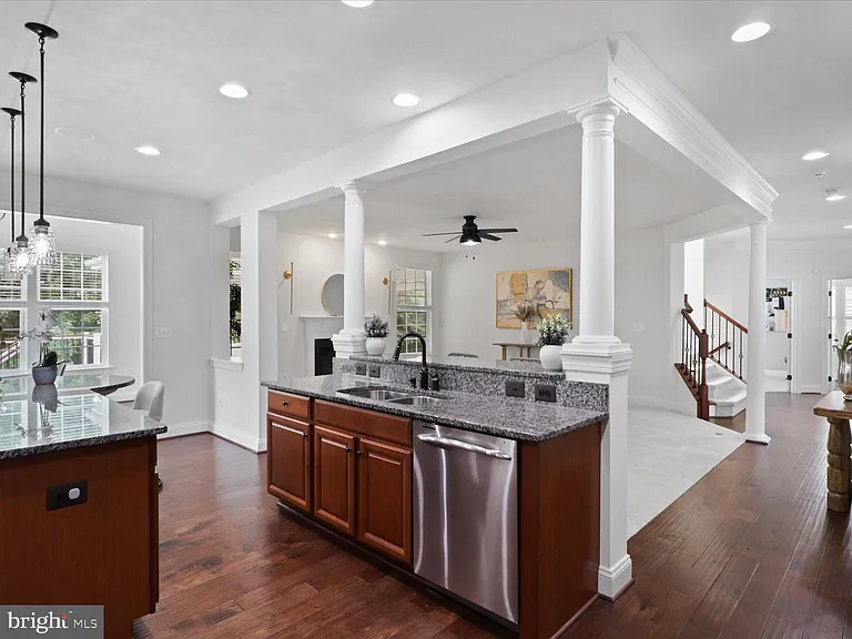41595 Revival Dr — Photo 18
