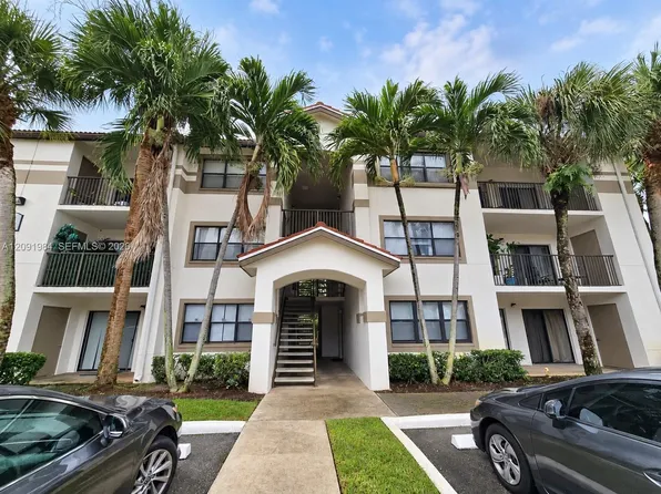 620 S Park Rd #252, Hollywood, FL 33021