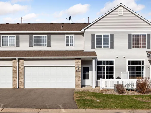 369 Frederick Cir #902, Hastings, MN 55033