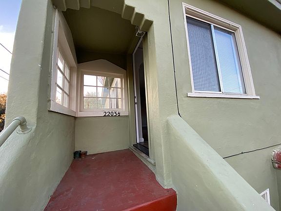 2nd image of 2203 Napa St #1/2