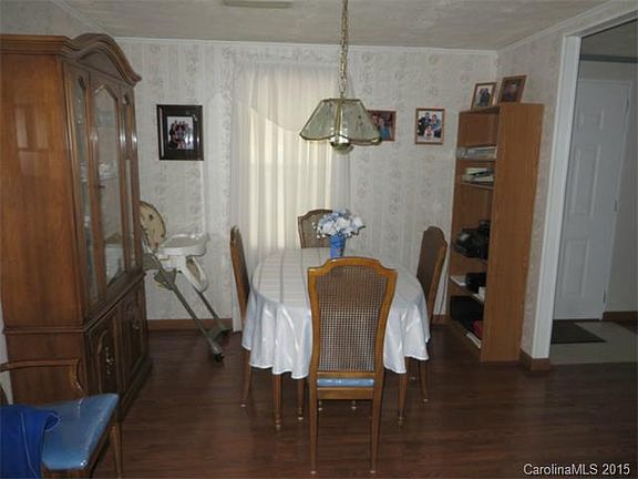 4th image of 3429 Rock Creek Dr