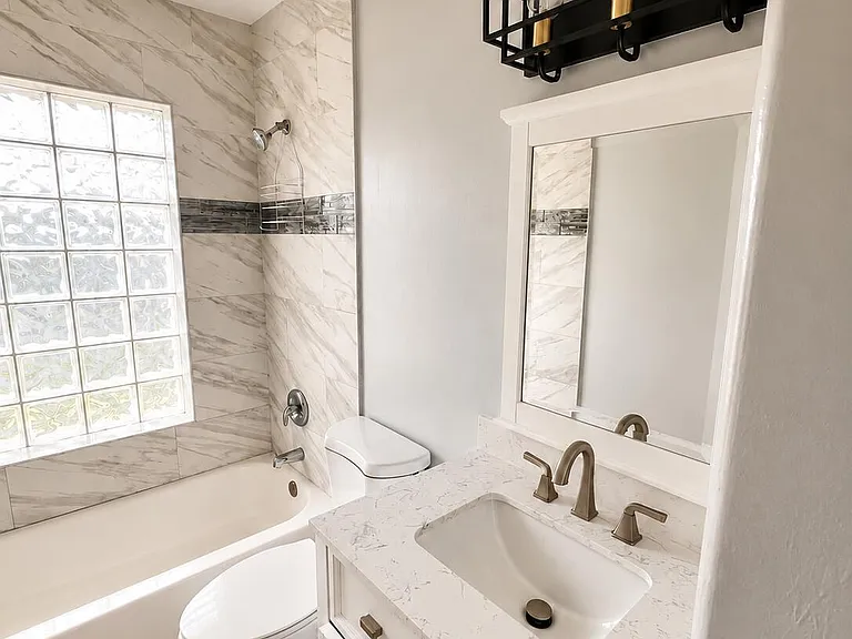 7434 Thatcher Ave — Photo 6