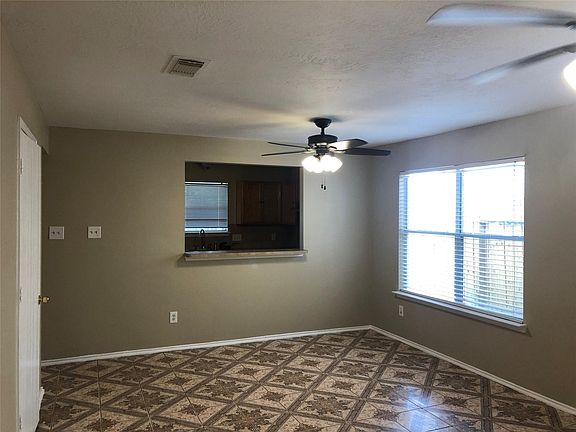 4th image of 11414 Sunburst Falls Dr