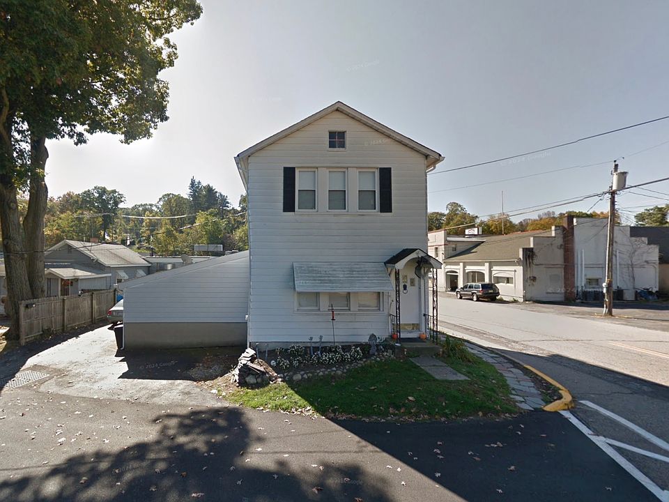 2nd image of 17 Lafayette Ave