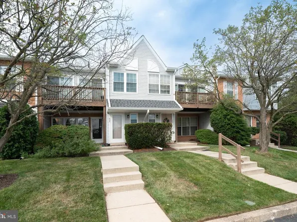 504 Crystal Ln #21A, Norristown, PA 19403