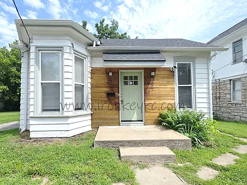 2602 Essex Ave Photo 1
