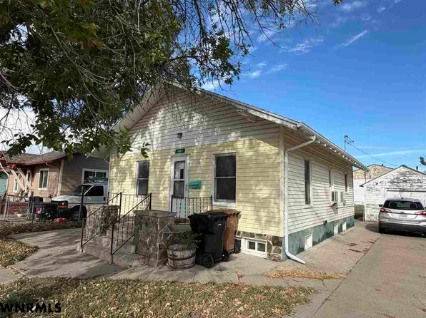 1807 8th Ave, Scottsbluff, NE 69361