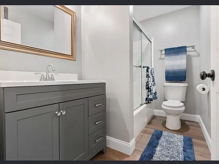 3704 Hilldale Dr NE — Photo 15
