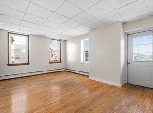 105 W 4th St APT 3A, Boston, MA 02127