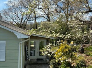 114 Glendale Ln, Oak Ridge, TN 37830