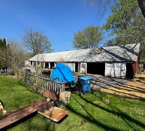 4th image of 6265 & 6269 Manchester Rd #2