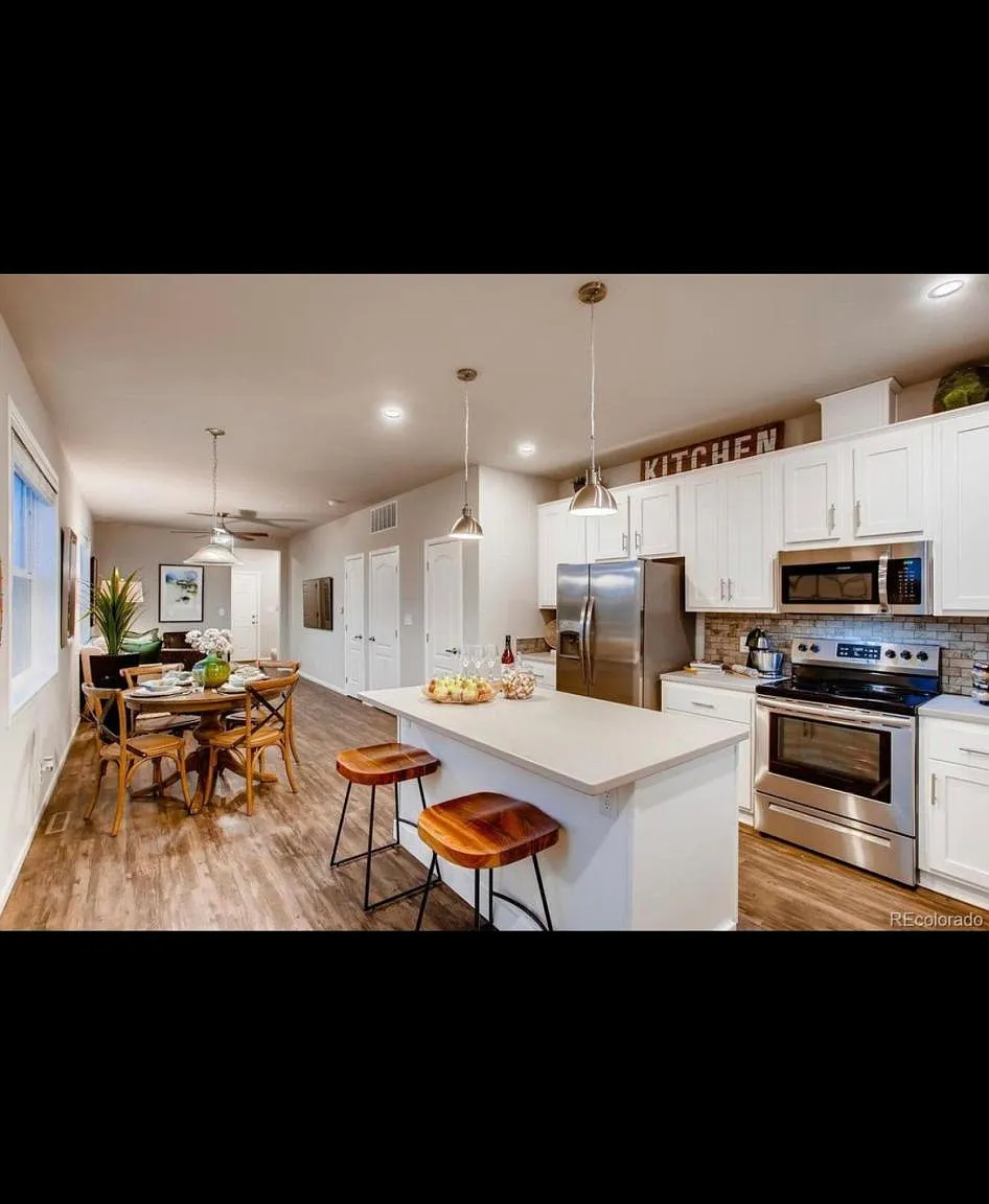 793 Great Plains Ave — Photo 3