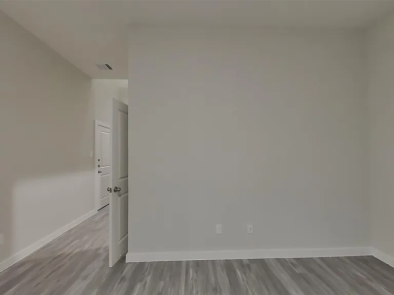 22628 Terazzo Dr — Photo 2