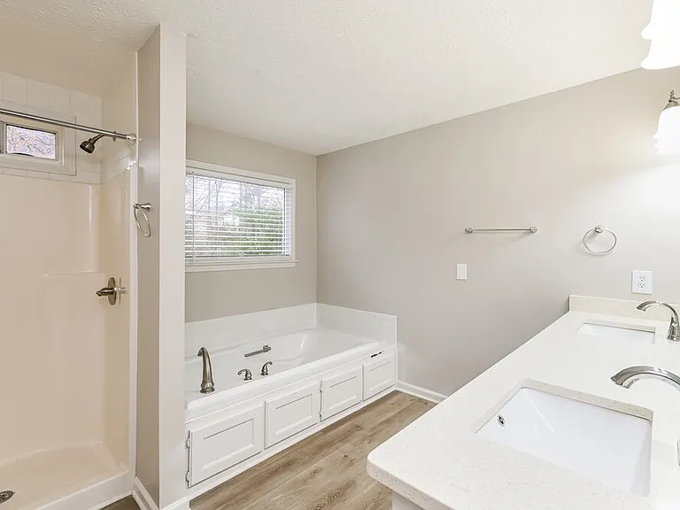 1071 Cedar Bluff Trl SW — Photo 12
