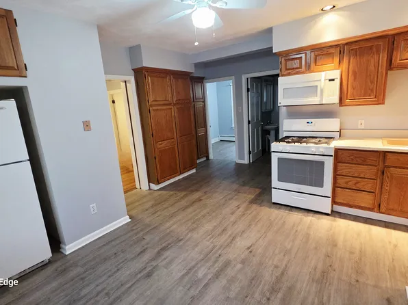 101 Rosemont Ave Floor 2, Pawtucket, RI 02861
