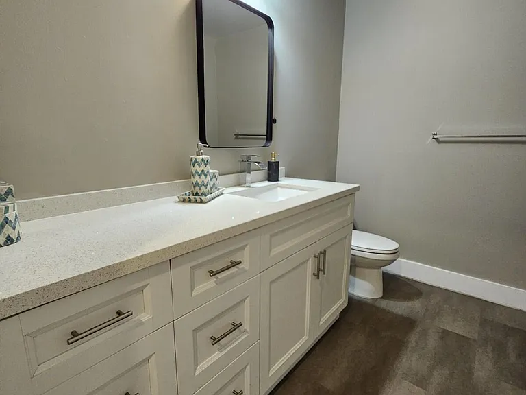 780 Sapodilla Ave #105 — Photo 16