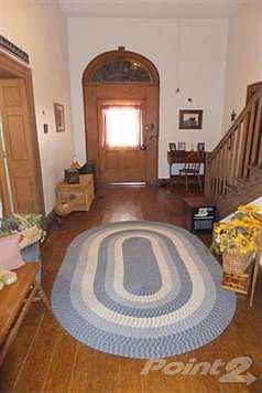 Foyer looking back toward front door.