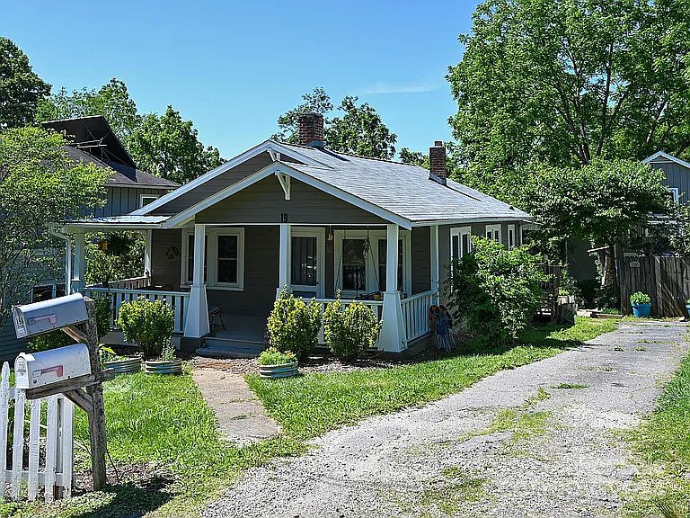 1st image of 19 Brotherton Ave