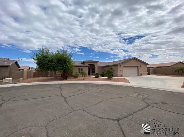 11301 S Sally Dr, Yuma, AZ 85367