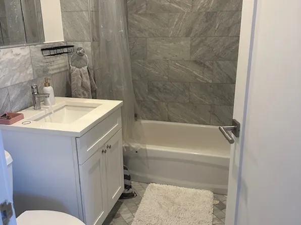 45-11 Broadway image 18 of 20