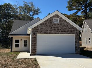 4737 Heiskell Dr, Chattanooga, TN 37416